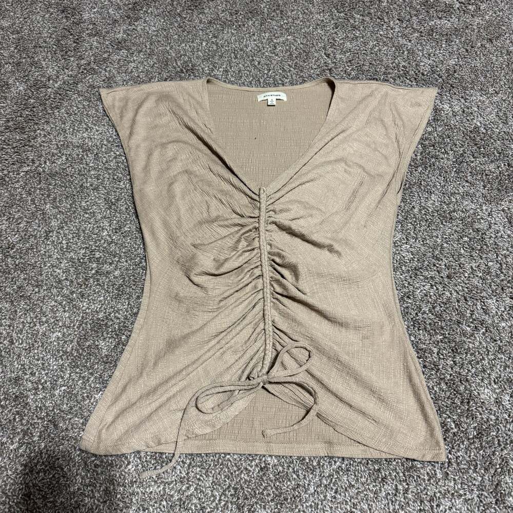 Max Studio Y2K Pull Top